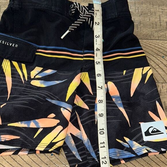 Quiksilver Swim 🏊 Board Shorts 🩳 🏄🏼‍♂️ Shorts Pocket Waist pulls - Picture 12 of 16